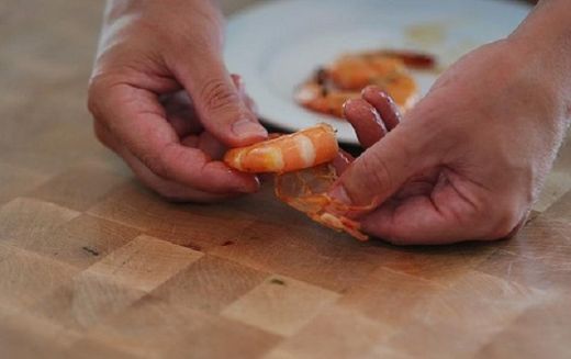 Karides Nasıl Ayıklanır?